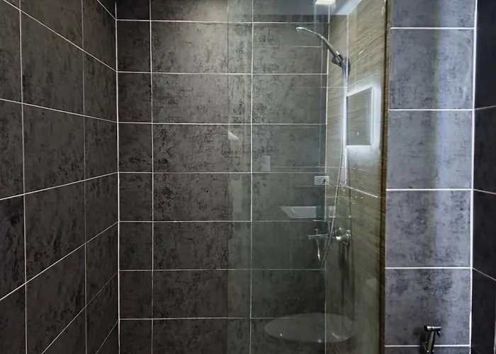 Luxe Spacious Cozy Venice Bgc 65intv Surround Sound Apartment *