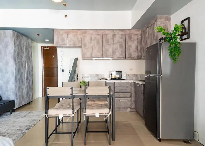 Apartment Luxe Spacious Cozy Venice Bgc 65intv Surround Sound Manila